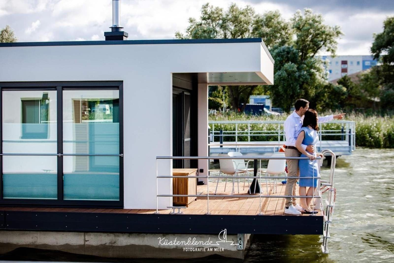 Hausboot Kranichnest Hotel Ribnitz-Damgarten Buitenkant foto